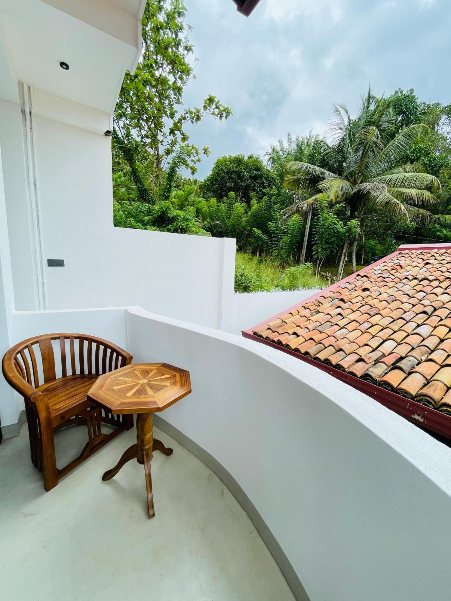 Thara Inn Villa Dikwella Exterior foto