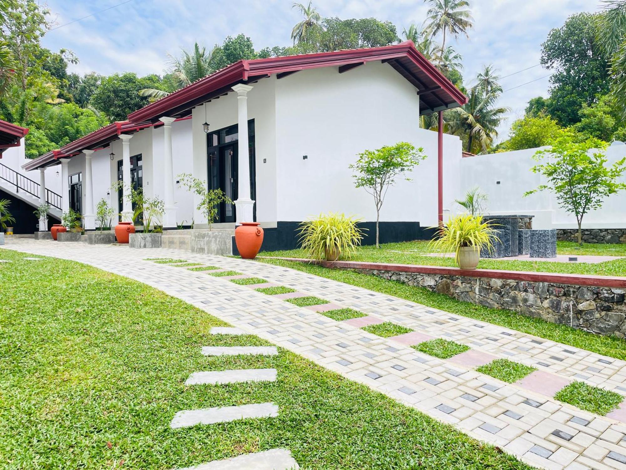 Thara Inn Villa Dikwella Exterior foto